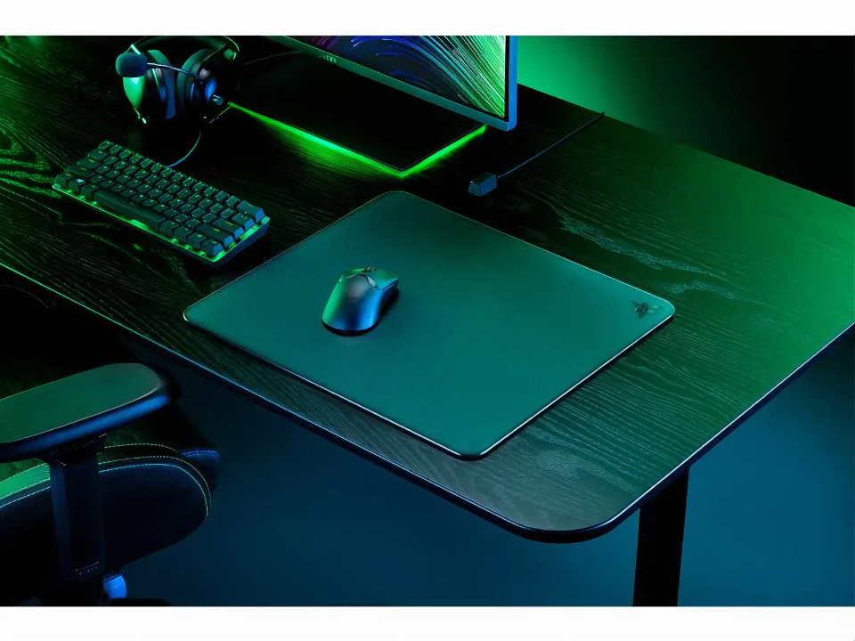 Tapis de souris gaming en verre trempé Razer Atlas Noir RZ02-04890100-R3M1